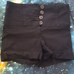 High waist black shorts